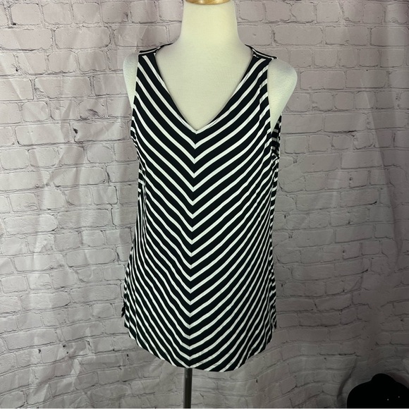Chico's Black White bias striped Sleeveless Tank Top sz 1 (m 8) v-neck - Picture 1 of 9